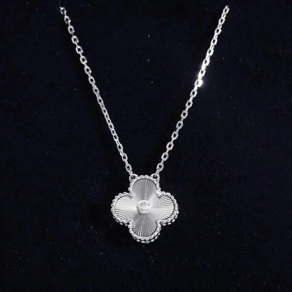 [RAFFINE]CLOVER  15MM DIAMOND LASER NECKLACE SILVER