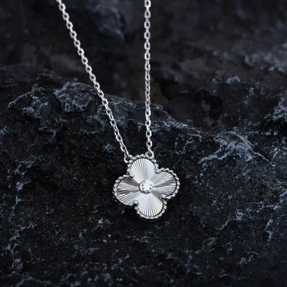 [RAFFINE]CLOVER  15MM DIAMOND LASER NECKLACE SILVER