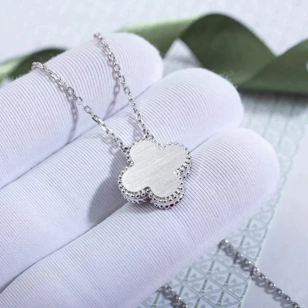 [RAFFINE]CLOVER  15MM DIAMOND LASER NECKLACE SILVER