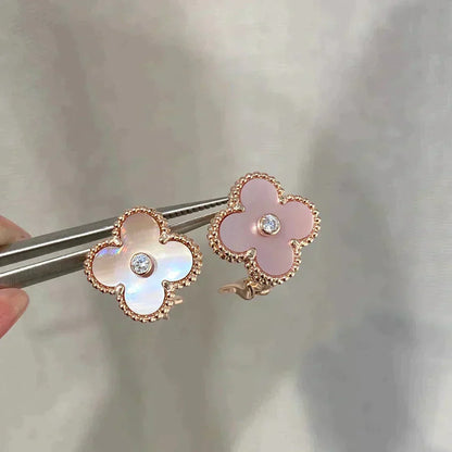[RAFFINE]CLOVER MEDIUM 1 MOTIFS  PINK MOP DIAMOND EARRINGS