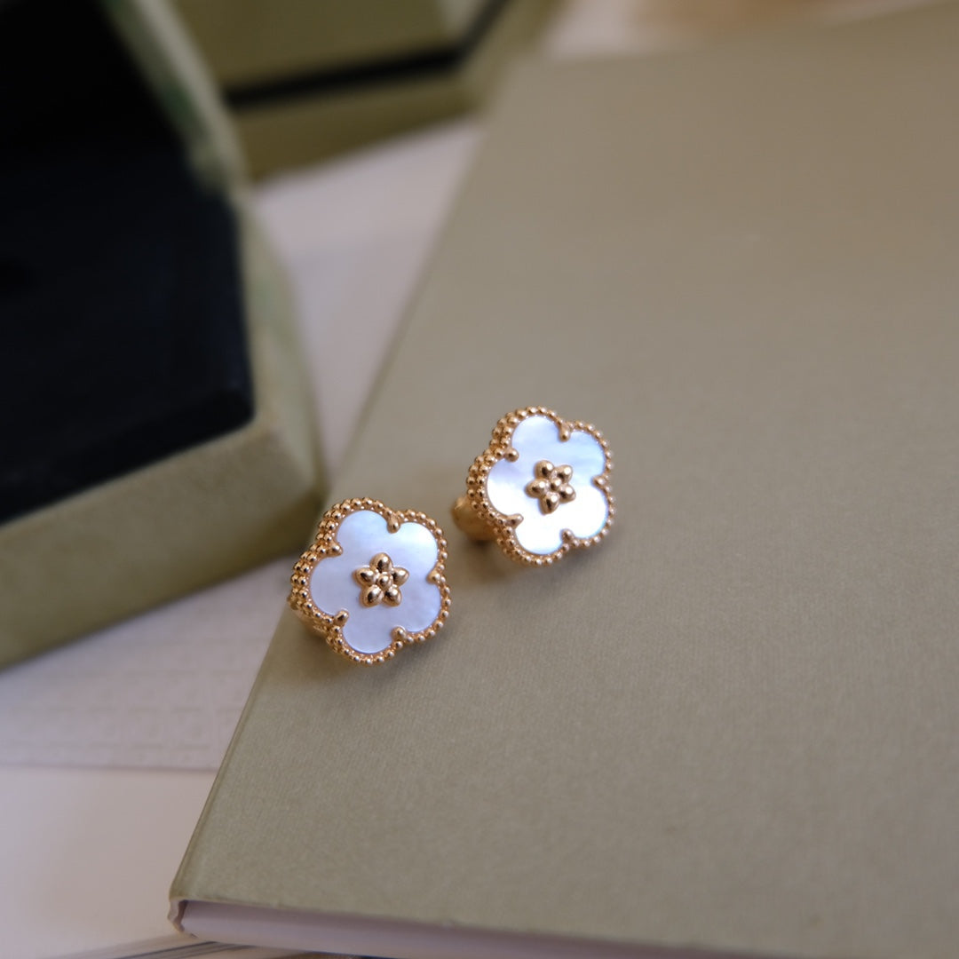 [RAFFINE]LUCKY PINK GOLD WHITE MOP EARRINGS