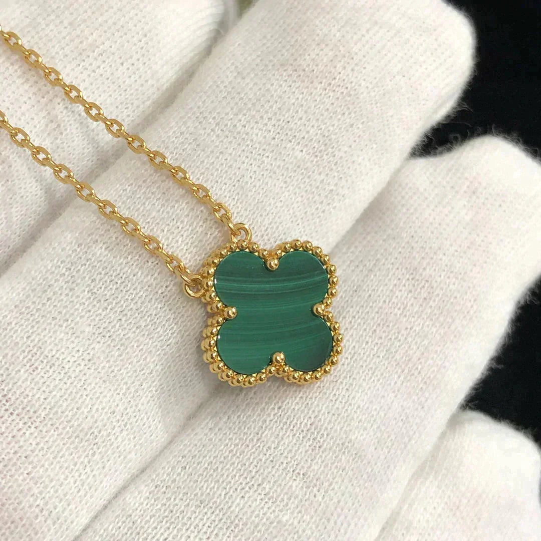 [RAFFINE]CLOVER 15MM MALACHITE SINGLE FLOWER  NECKLACE