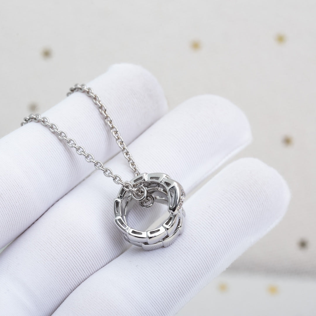 [RAFFINE]COLLAR SERPENTI DE PLATA CON DIAMANTE