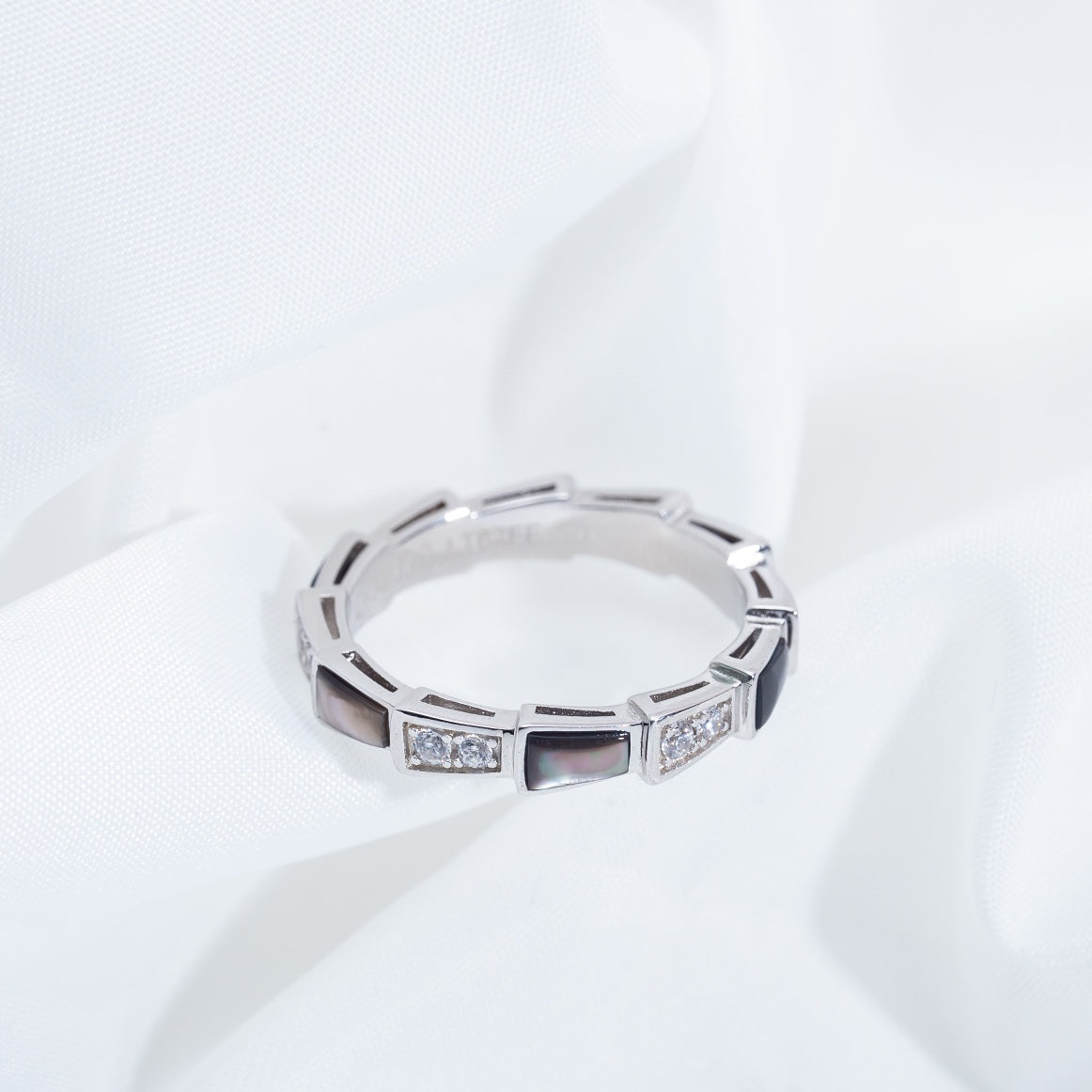 [RAFFINE]ANILLO SERPENTI PLATA DIAMANTE NEGRO MOP 3MM