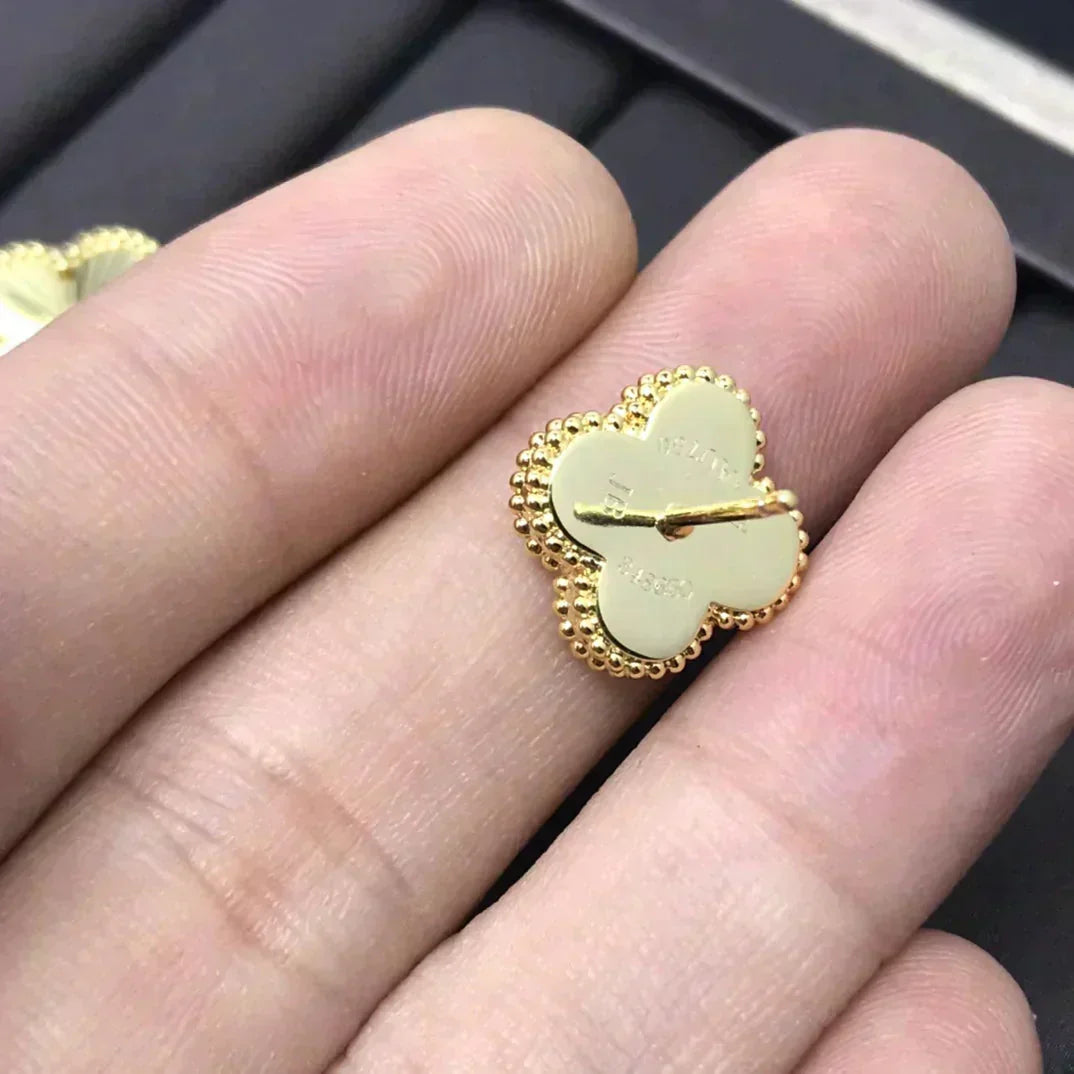 [RAFFINE]CLOVER MINI 9.5MM LASER EARRINGS