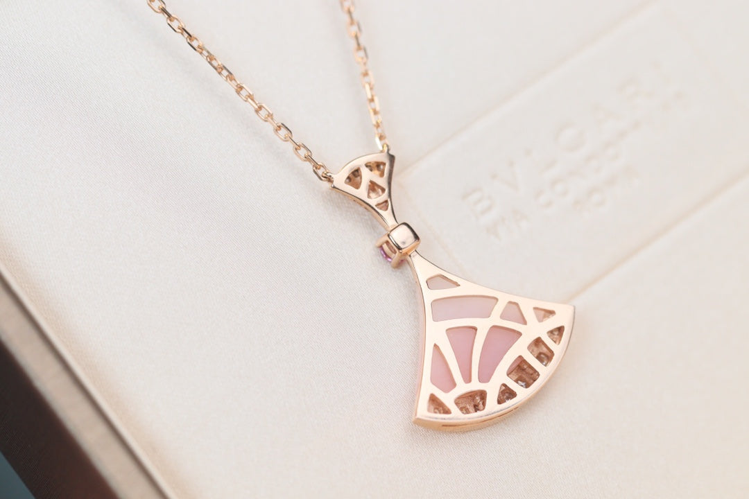 [RAFFINE] COLLAR DE ENSUEÑO CON DIAMANTE ROSA