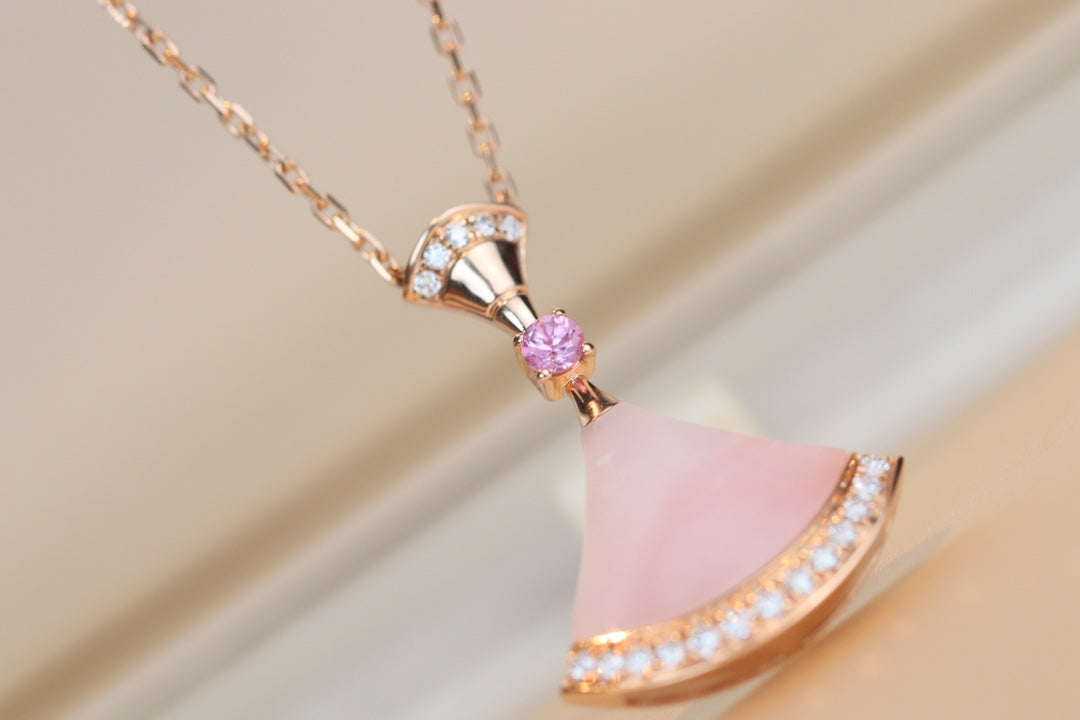 [RAFFINE] COLLAR DE ENSUEÑO CON DIAMANTE ROSA