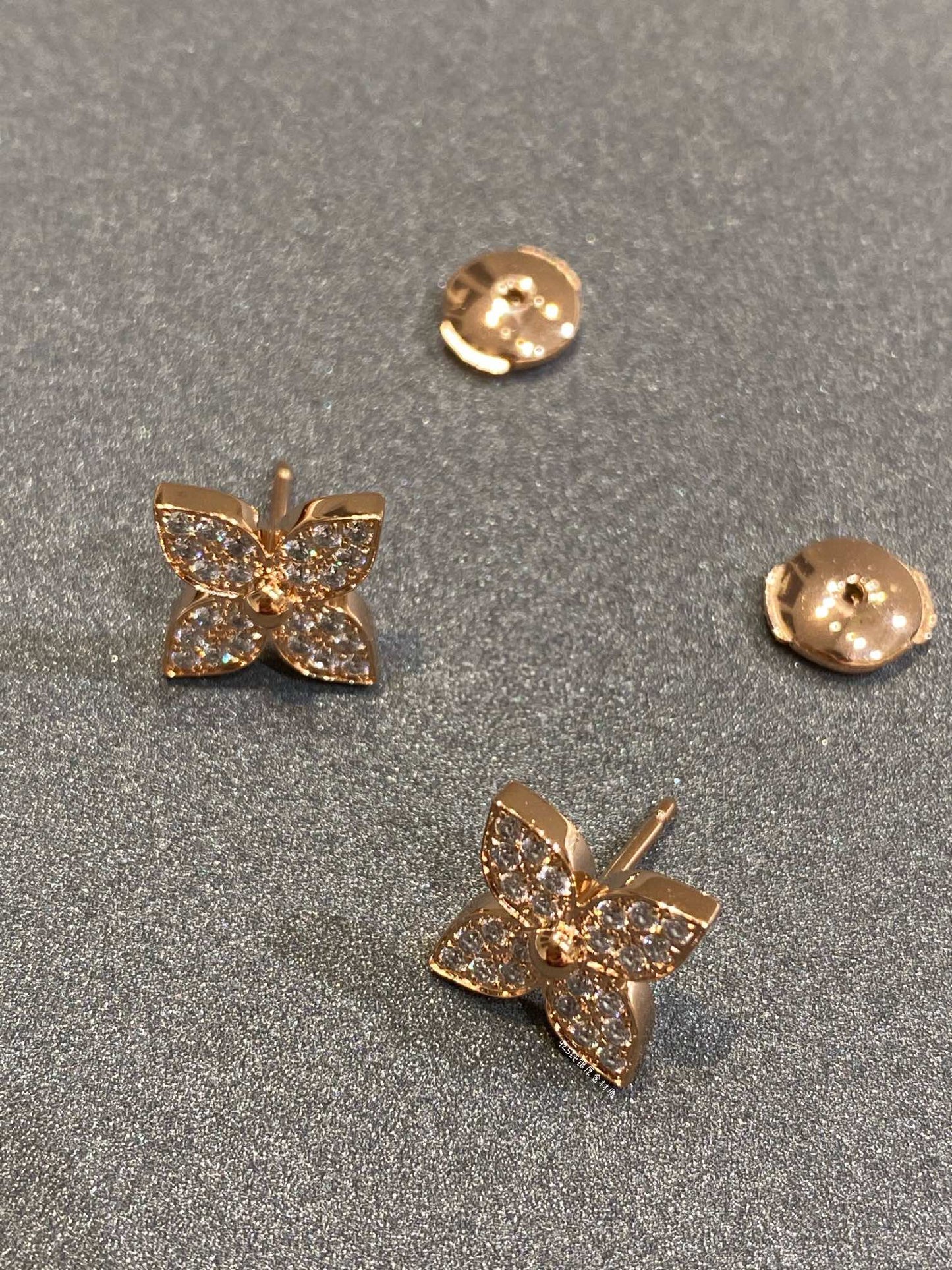 [RAFFINE] PENDIENTES DE DIAMANTES ESTRELLA