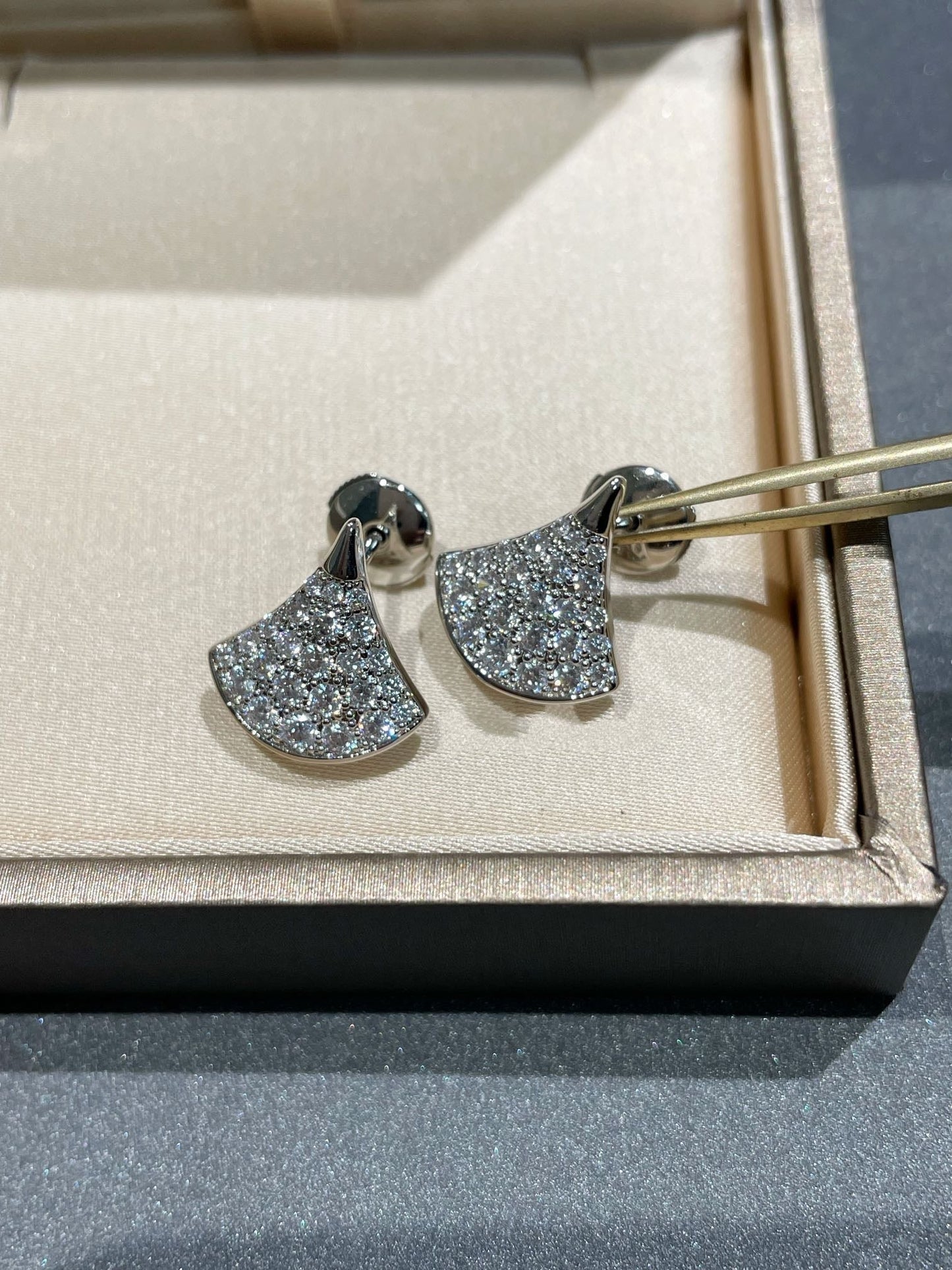 [RAFFINE] PENDIENTES DREAM DE DIAMANTES