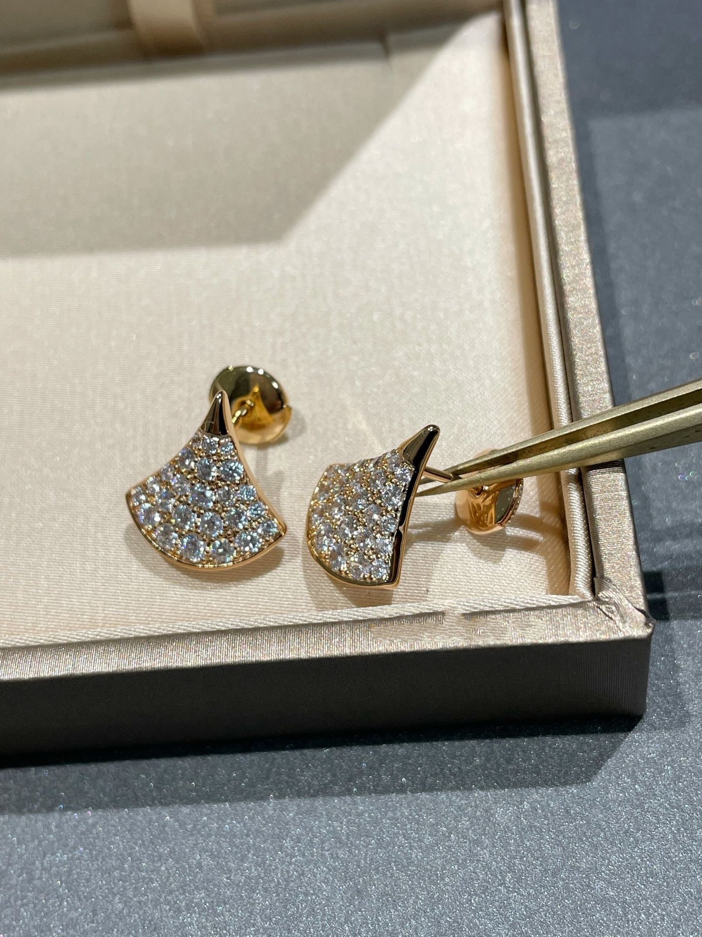 [RAFFINE] PENDIENTES DREAM DE DIAMANTES