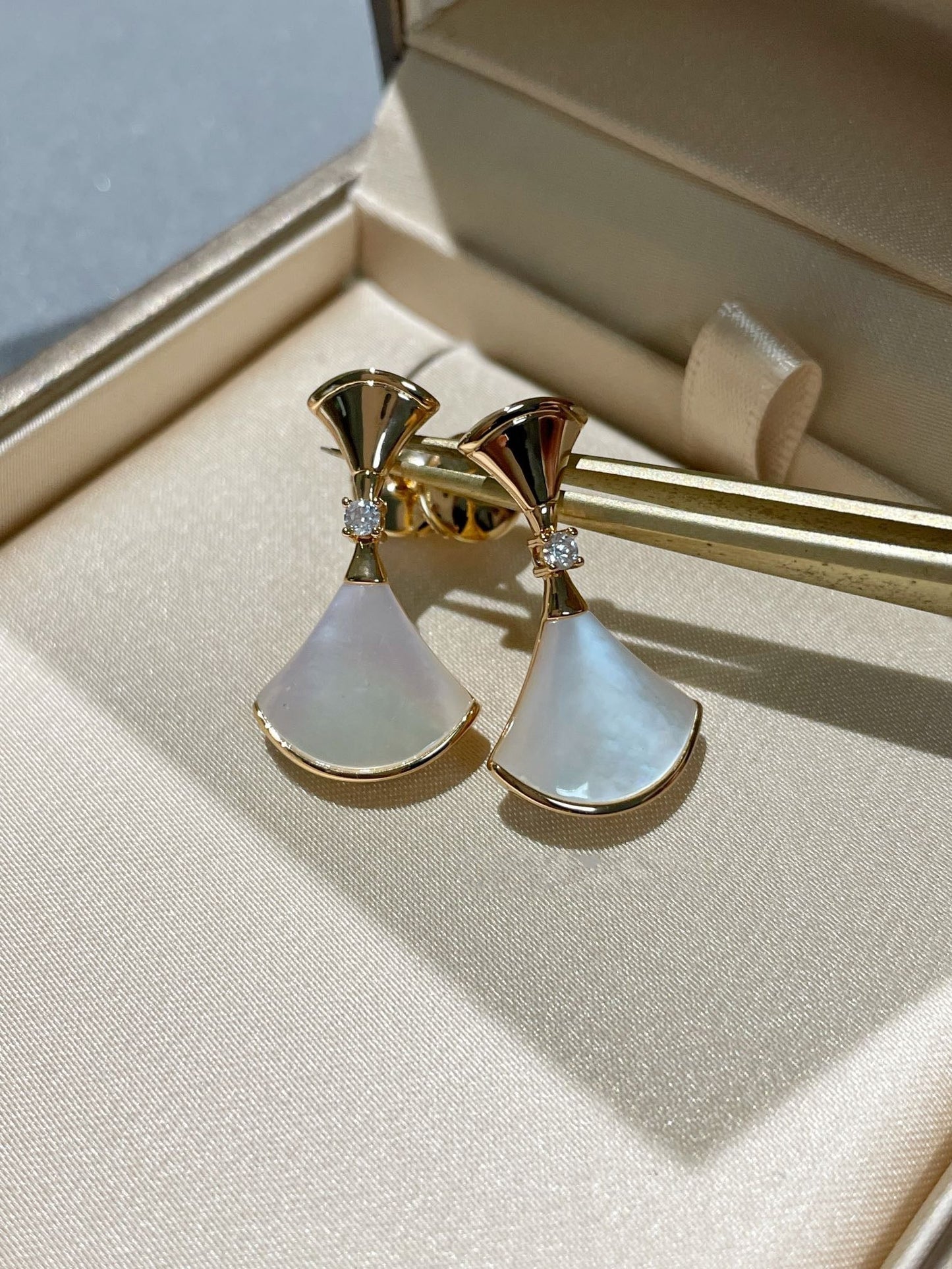 [RAFFINE] PENDIENTES DE DIAMANTES DREAM MOP 1