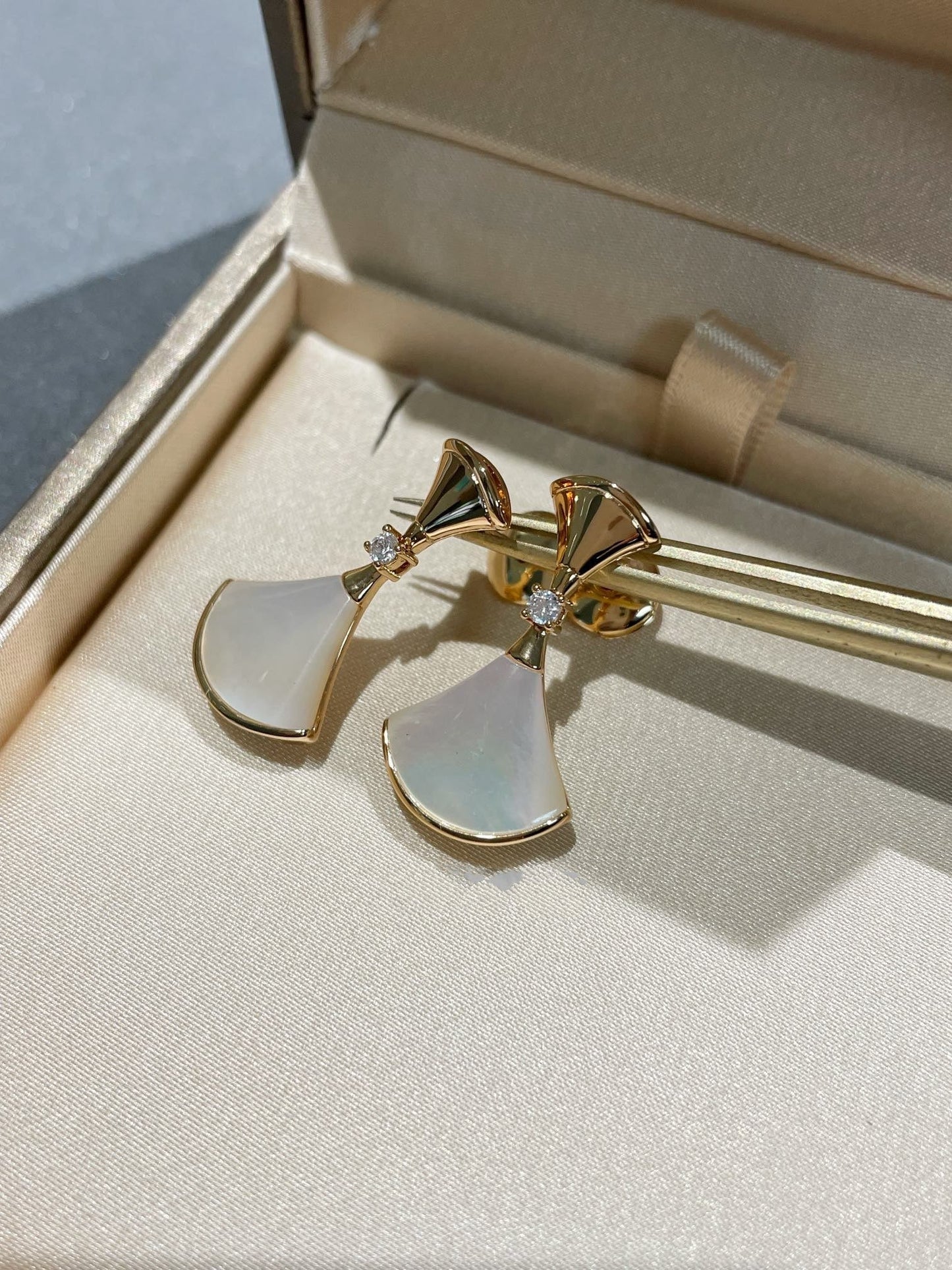 [RAFFINE] PENDIENTES DE DIAMANTES DREAM MOP 1