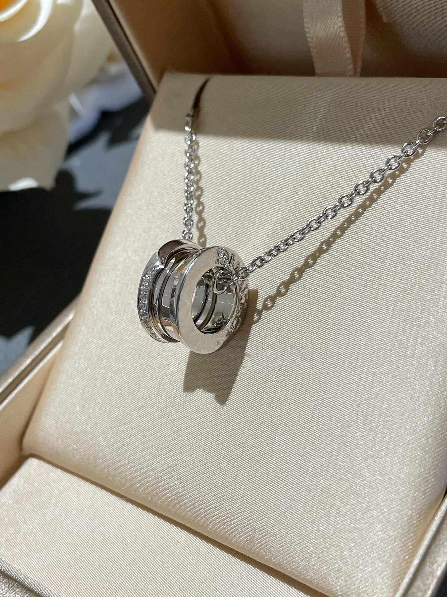[RAFFINE]ZERO 1 COLLAR DIAMANTE