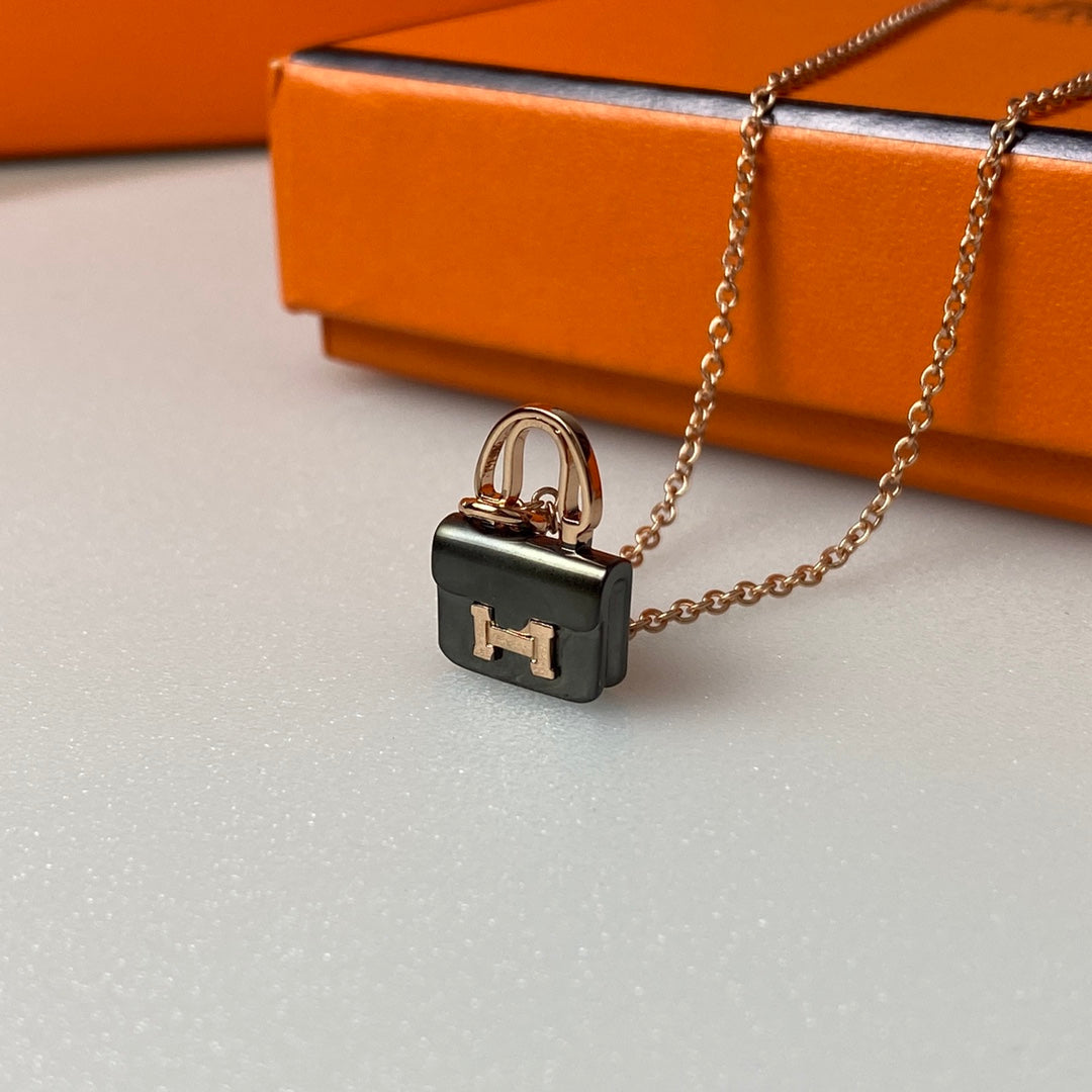 [Raffine]CONSTANCE BLACK PEDANT PINK GOLD NECKLACE