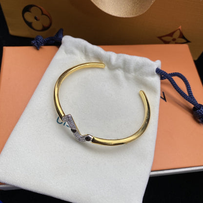 [RAFFINE]VOLTE UPSITE DOWN DIAMOND GOLD OPEN BRACELET