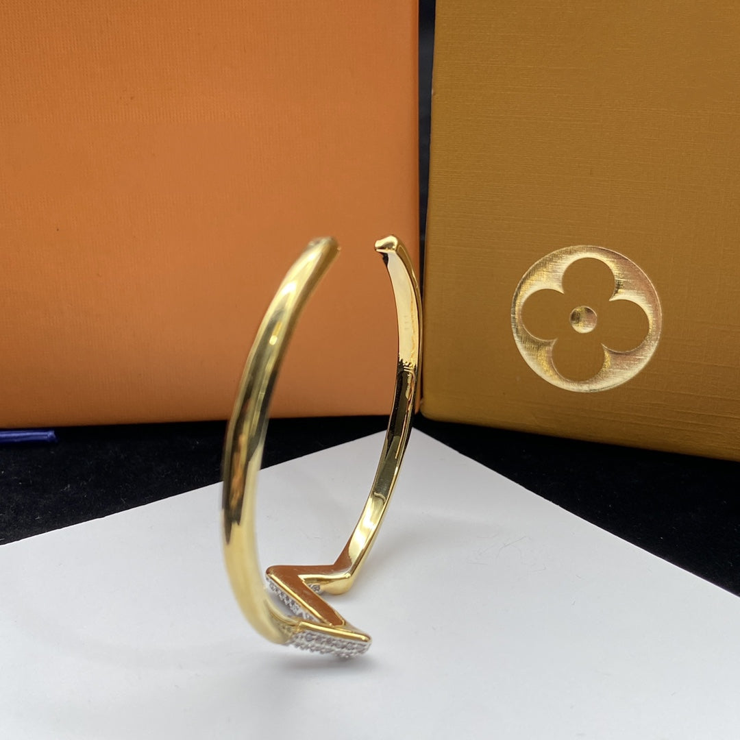 [RAFFINE]VOLTE UPSITE DOWN DIAMOND GOLD OPEN BRACELET