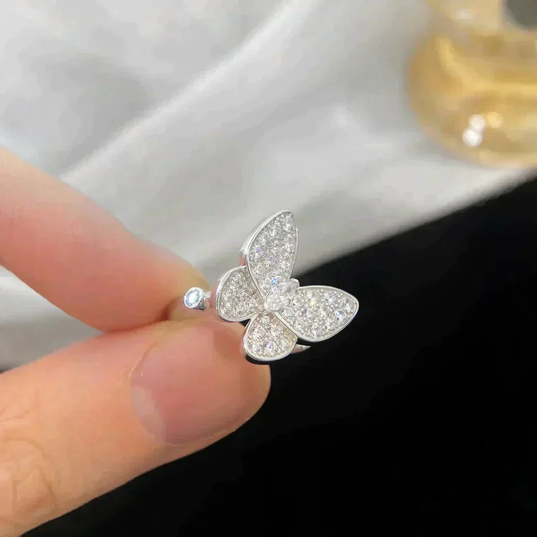 [RAFFINE] ANILLO DE DIAMANTE CON MARIPOSA