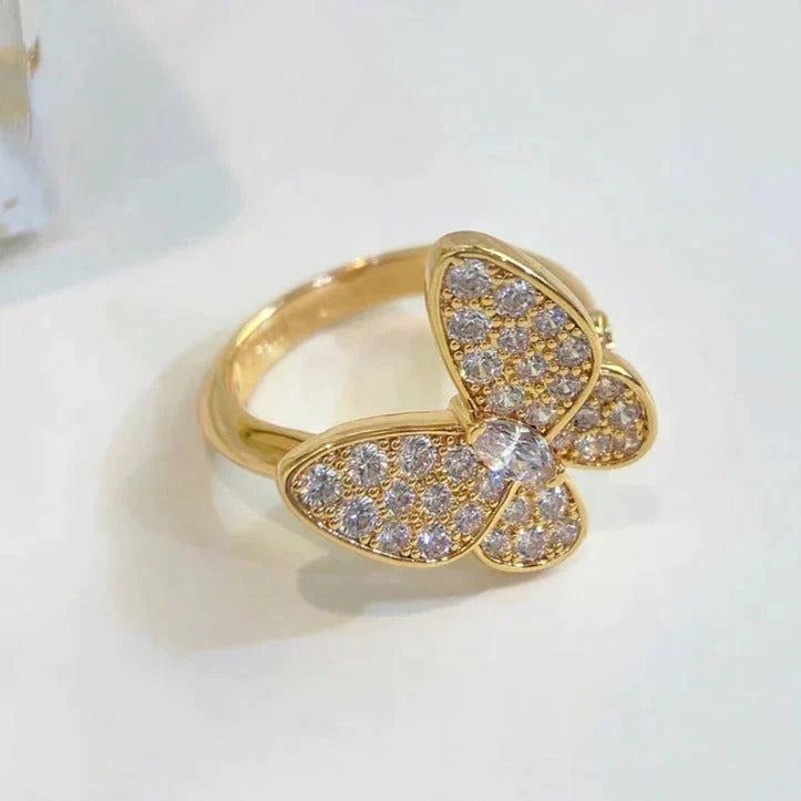 [RAFFINE] ANILLO DE DIAMANTE CON MARIPOSA