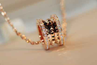 [RAFFINE]ZERO 1 COLLAR DE ORO ROSA CON PEDANTE ROCK
