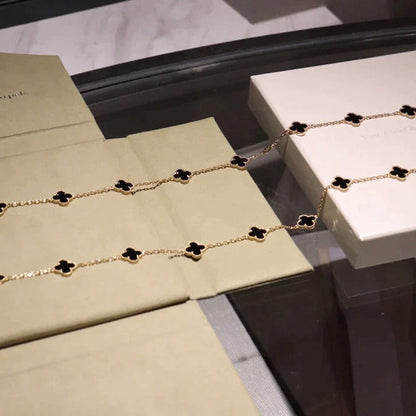 [RAFFINE]CLOVER 20 MOTIFS ONYX NECKLACE