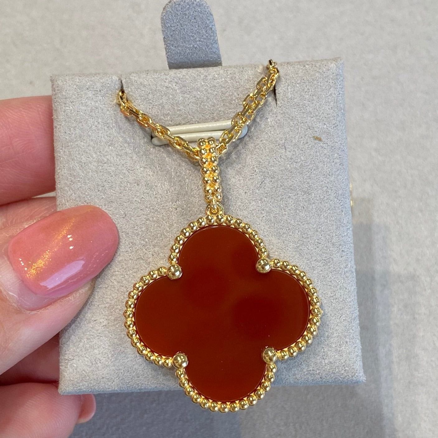 [RAFFINE]CLOVER 25MM NECKLACE GOLD CARNELIAN
