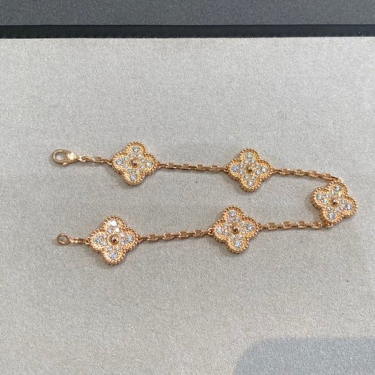 [RAFFINE]CLOVER 5 MOTIFS  FULL DIAMOND BRACELET