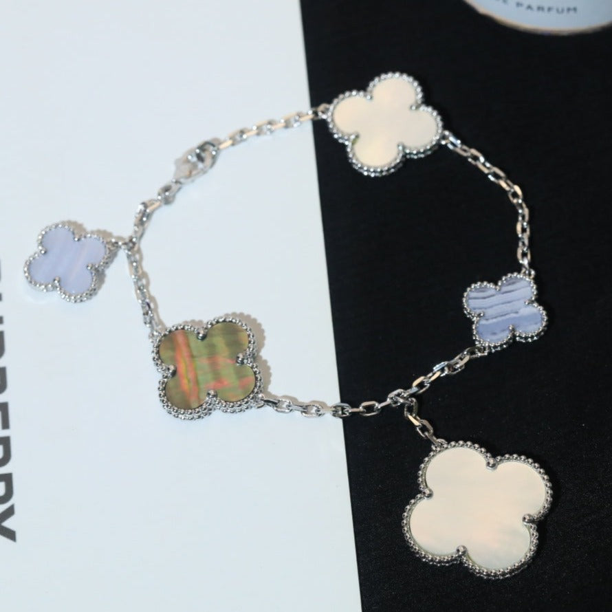 [RAFFINE]CLOVER BRACELET 5 MOTIFS MOP CHALCEDONY SILVER