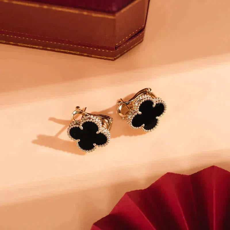 [RAFFINE]CLOVER MEDIUM 1 MOTIFS  ONYX STUD EARRINGS