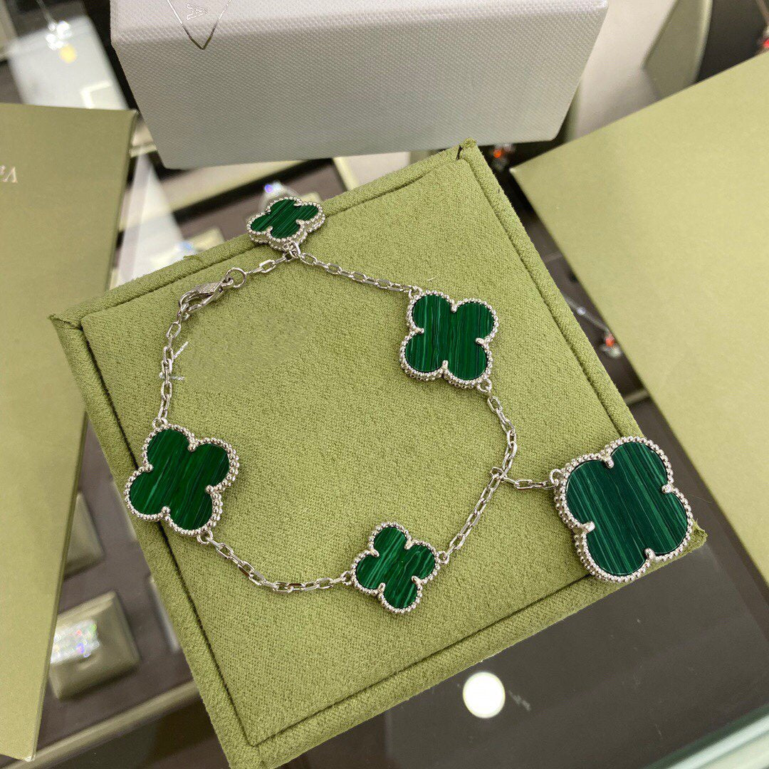 [RAFFINE]CLOVER 5 MOTIFS SIVLER MALACHITE BRACELET