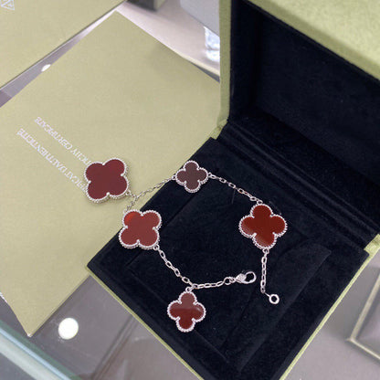[RAFFINE]CLOVER 5 MOTIFS SIVLER CARNELIAN BRACELET