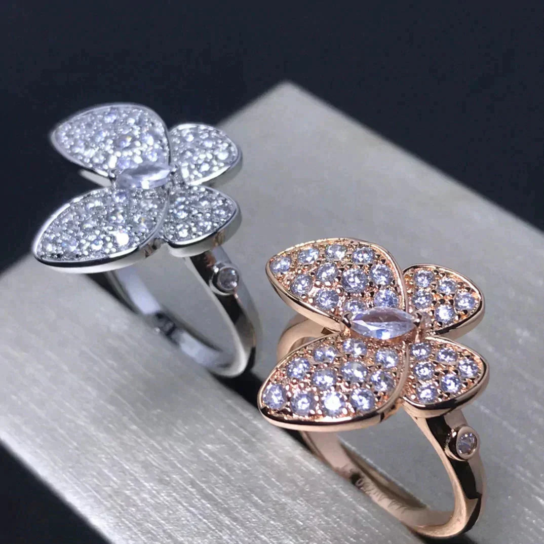 [Raffine] SCHMETTERLINGSRING AUS ROTGOLD MIT DIAMANTEN