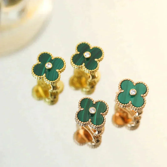 [RAFFINE]CLOVER MEDIUM 1 MOTIFS MALACHITE DIAMOND EARRINGS