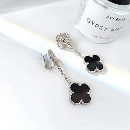 [RAFFINE]CLOVER 2 MOTIFS  DIAMOND ONYX EARRINGS SILVER