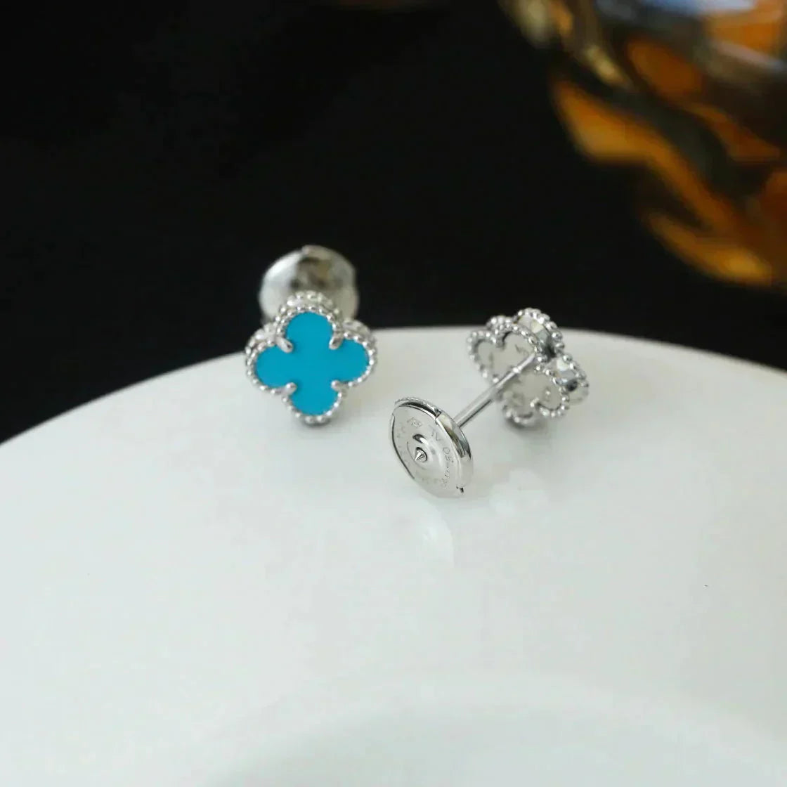 [RAFFINE]CLOVER MINI 9.5MM ONYX STUD EARRINGS SILVER