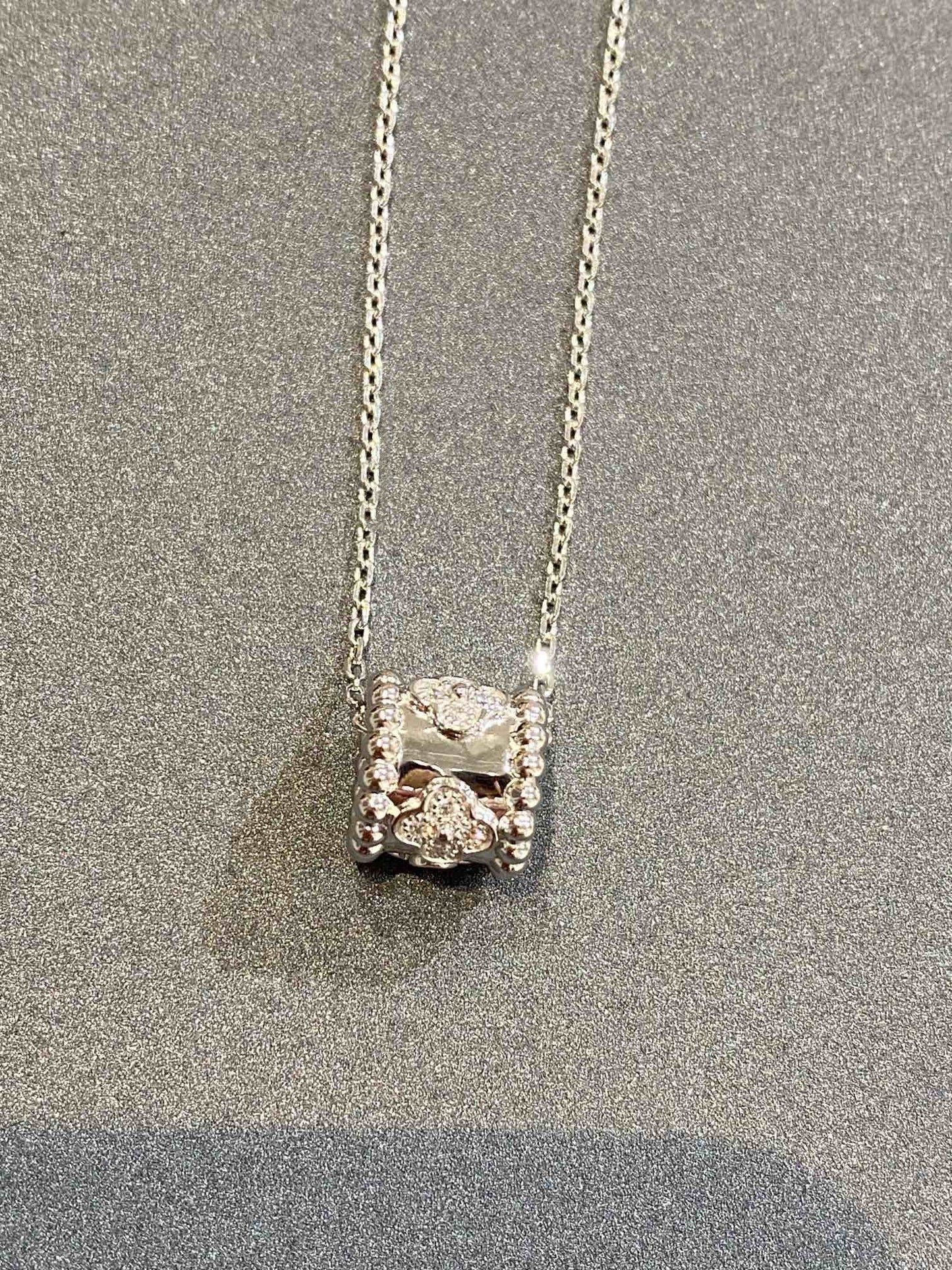 [RAFFINE]PERLEE PEDANT SIVLER DIAMOND NECKLACE