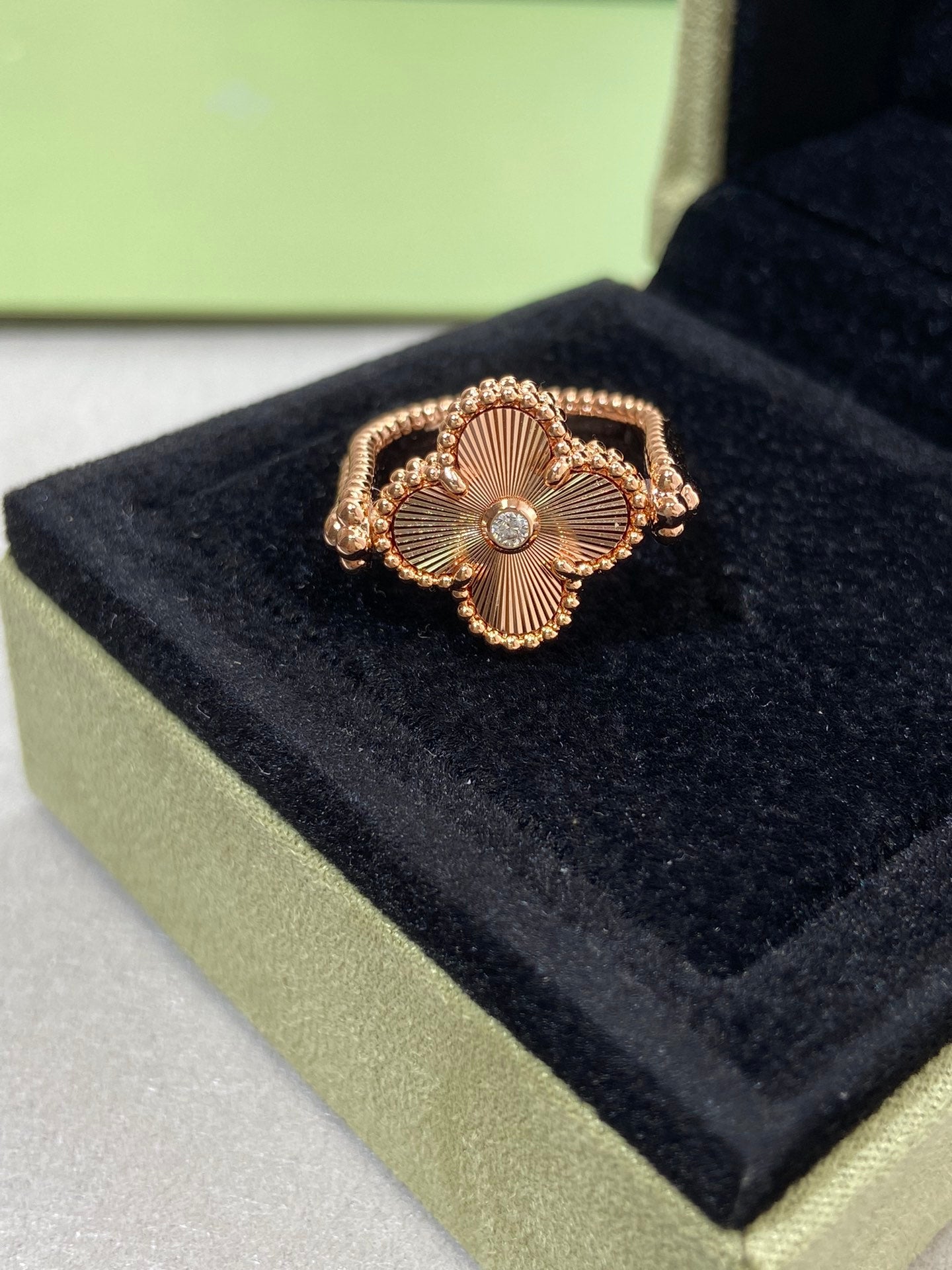 [RAFFINE]CLOVER RIVERSIBLE ROSE GOLD RING