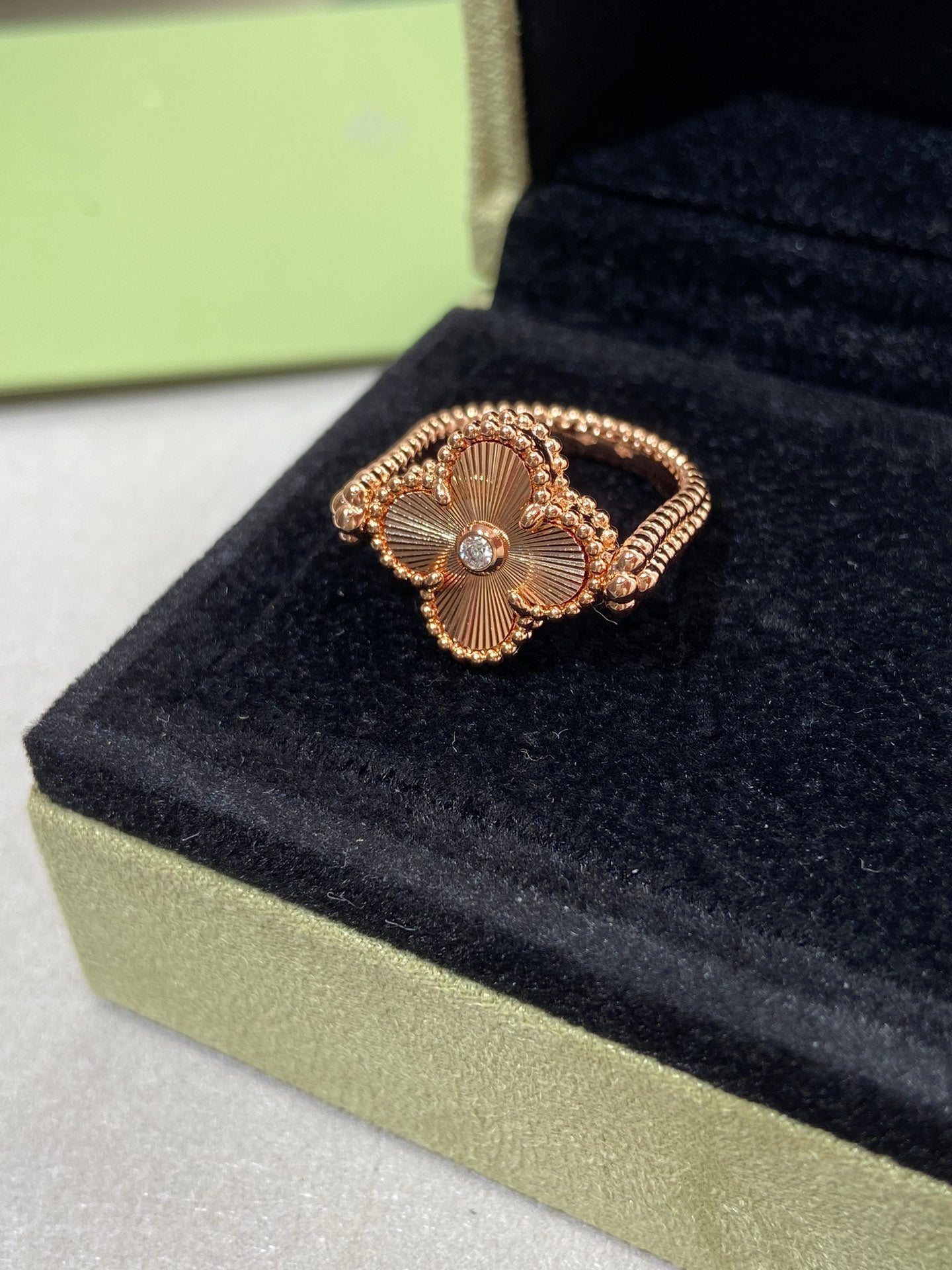 [RAFFINE]CLOVER RIVERSIBLE ROSE GOLD RING