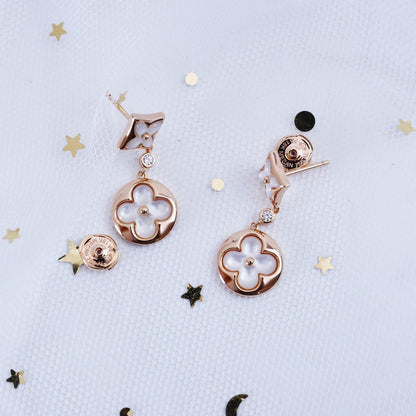 [RAFFINE] PENDIENTES DE LONGITUD DE TRAPEZOIDAL DE ORO ROSA CON ESTRELLA Y SOL