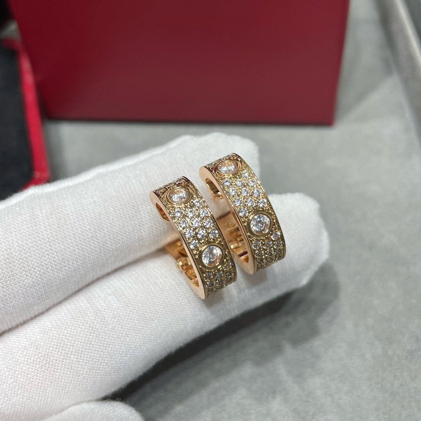 [Raffine]LOVE 5.5MM DIAMOND PAVED EARRINGS