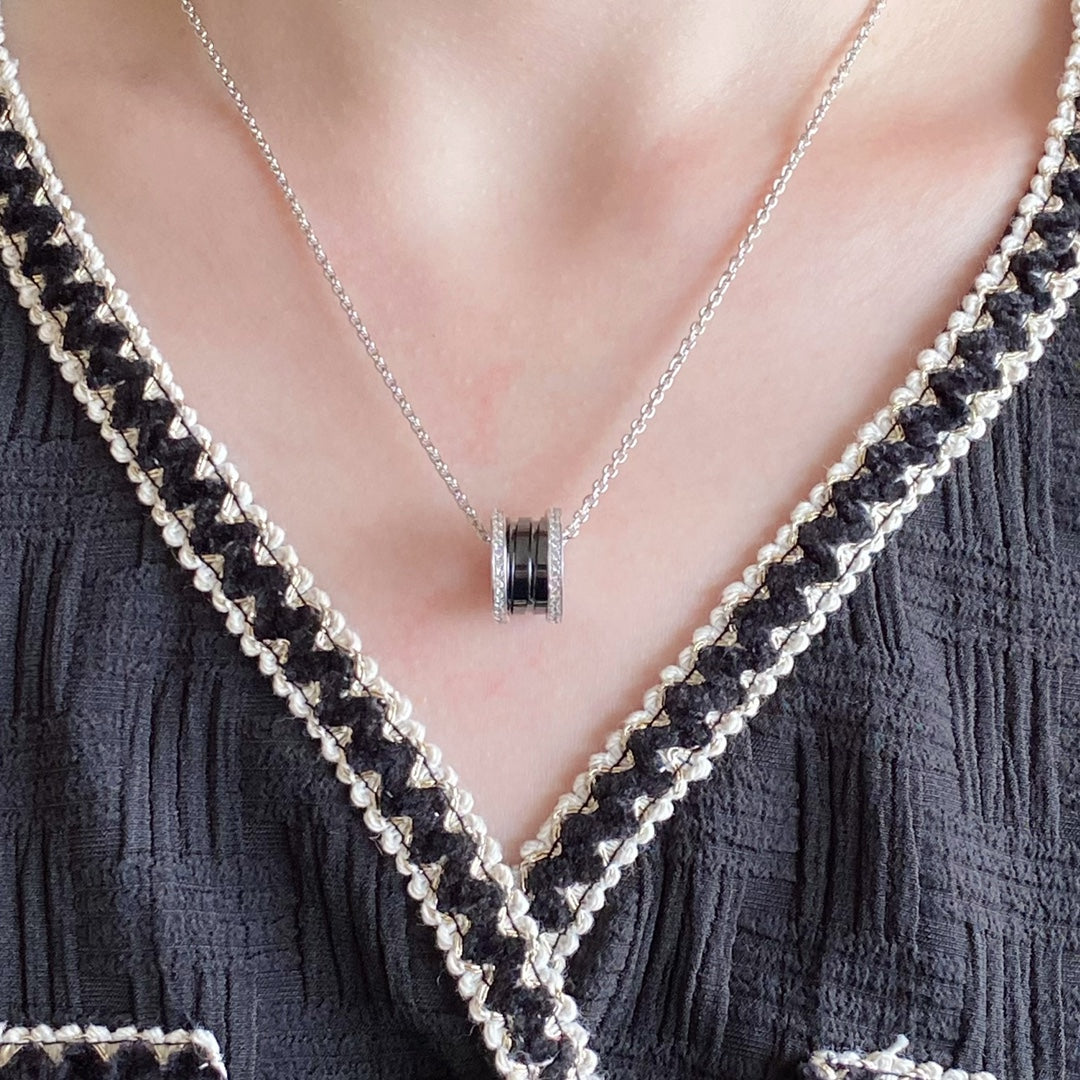 [RAFFINE] COLLAR DE CERÁMICA DE 1 DIAMANTE ZERO