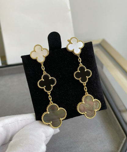 [RAFFINE]CLOVER 3 MOTIF MOP ONYX DARK MOP PINK GOLD EARRINGS