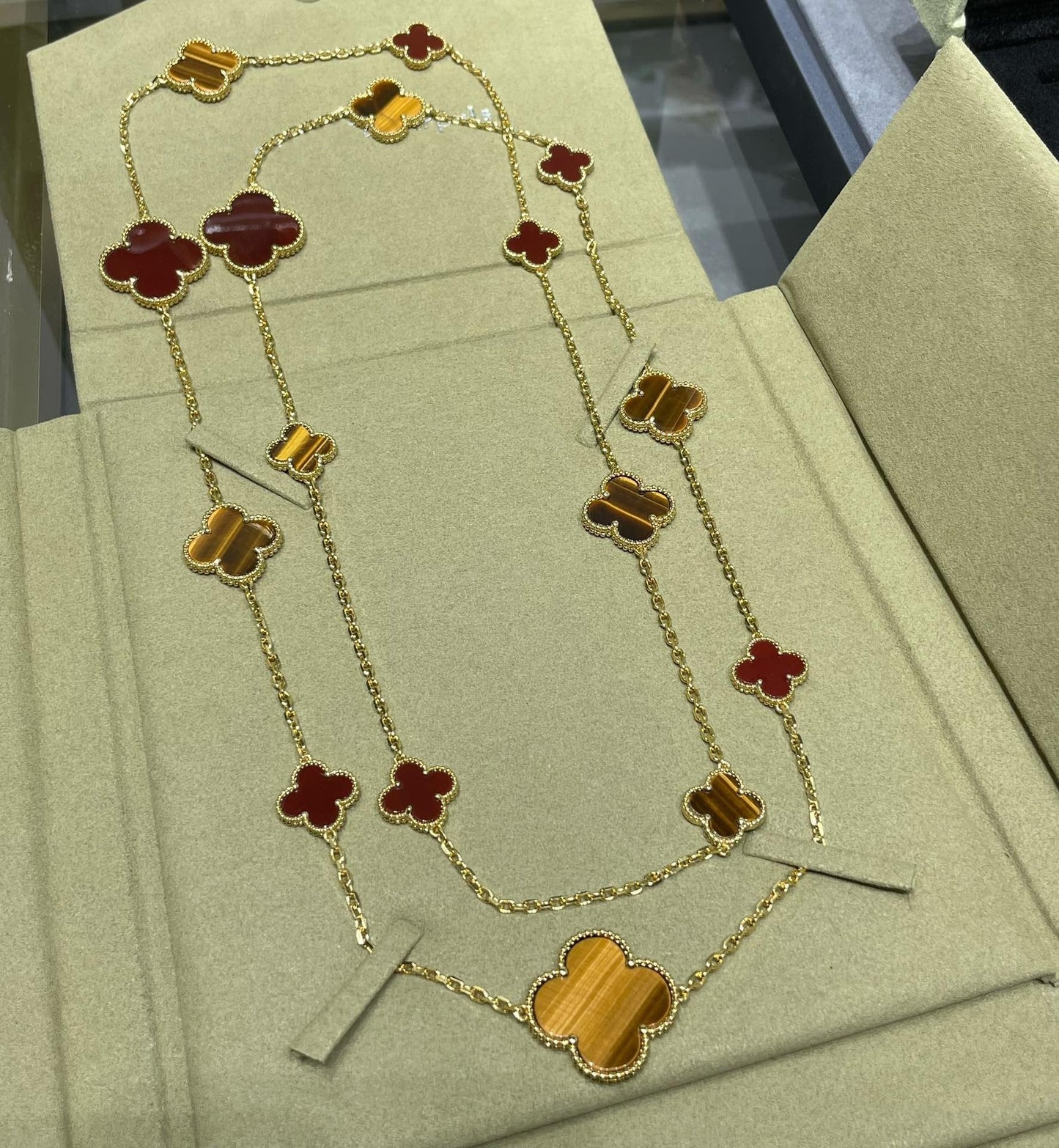 [RAFFINE]CLOVER 16 MOTIF CARNELIAN TIGER EYE ROSE GOLD NECKLACE