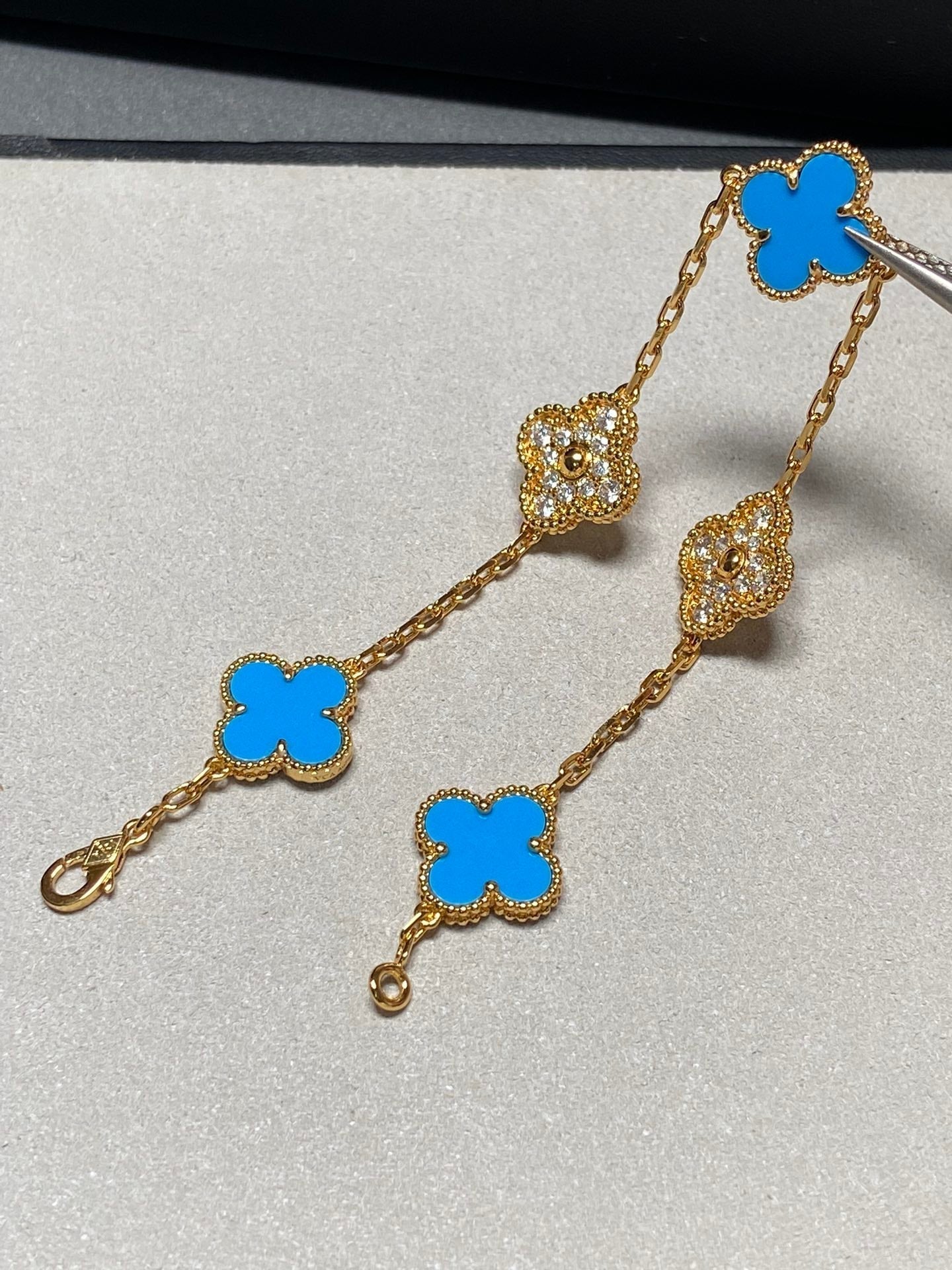 [Raffine]BRACELET EN OR ET DIAMANTS À 5 MOTIFS EN CALCÉDOINE BLEUE 