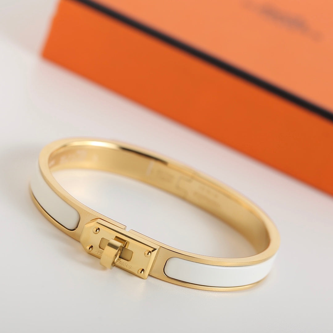 [RAFFINE]HM KELLY WHITE BRACELET