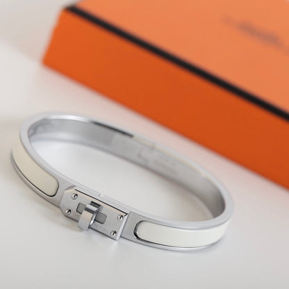 [RAFFINE]HM KELLY WHITE BRACELET