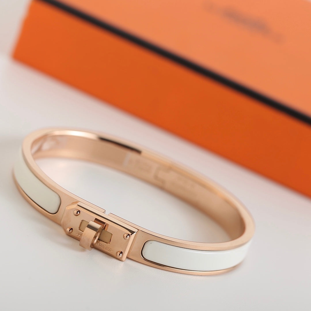 [RAFFINE]HM KELLY WHITE BRACELET