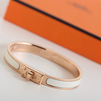 [RAFFINE]HM KELLY WHITE BRACELET