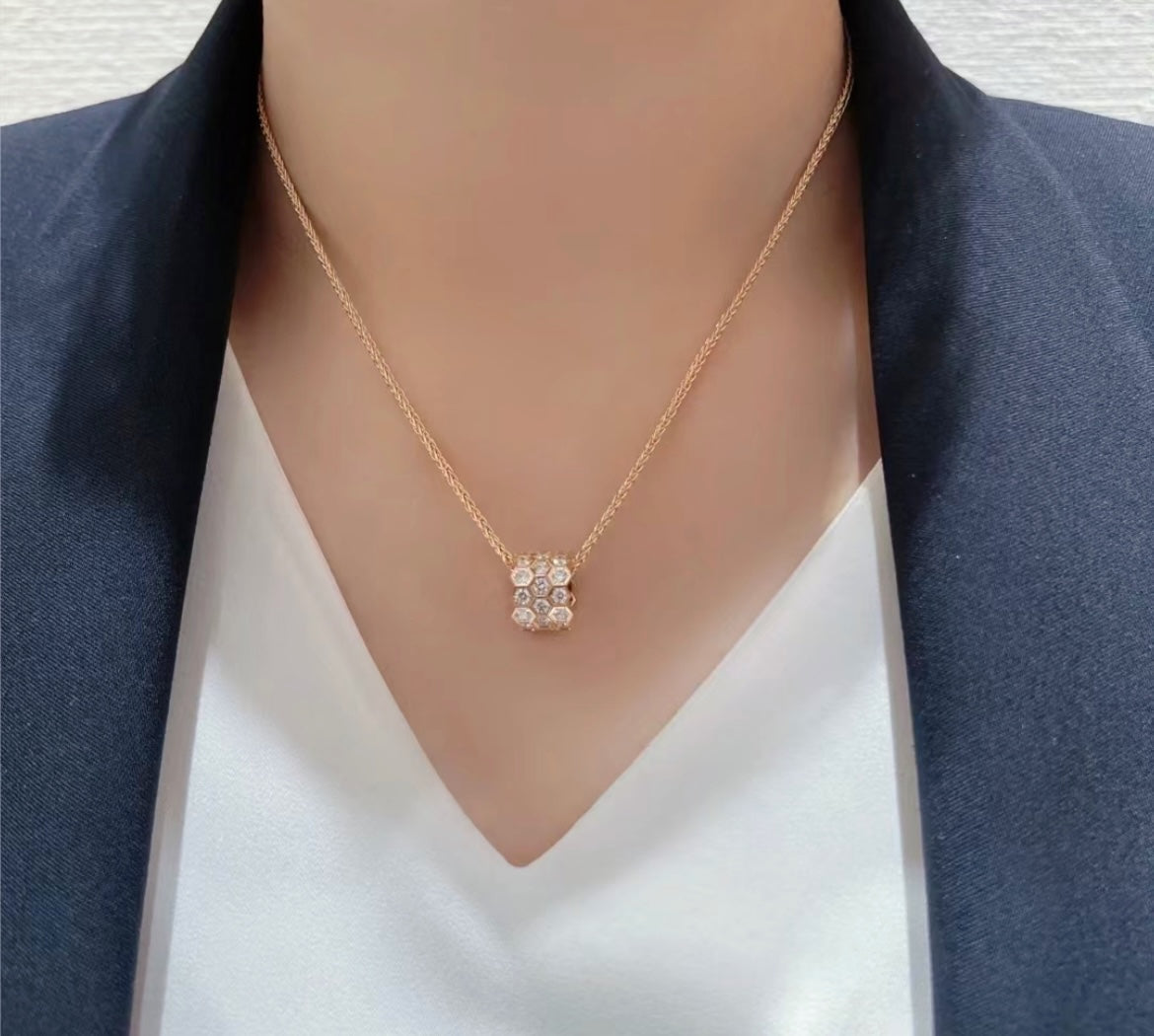[RAFFINE]BEE LOVE DIAMOND PAVED 3 ROW NECKLACE