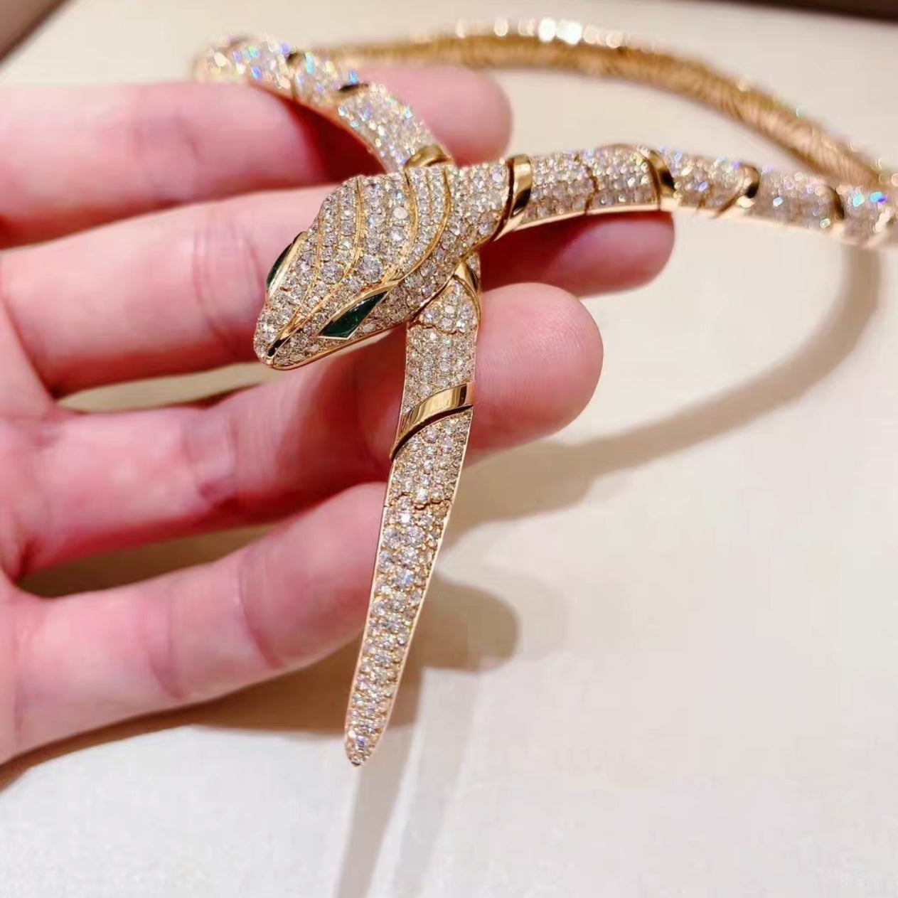 [RAFFINE]COLLAR SERPENTI DE ORO DE ALTA COSTURA 