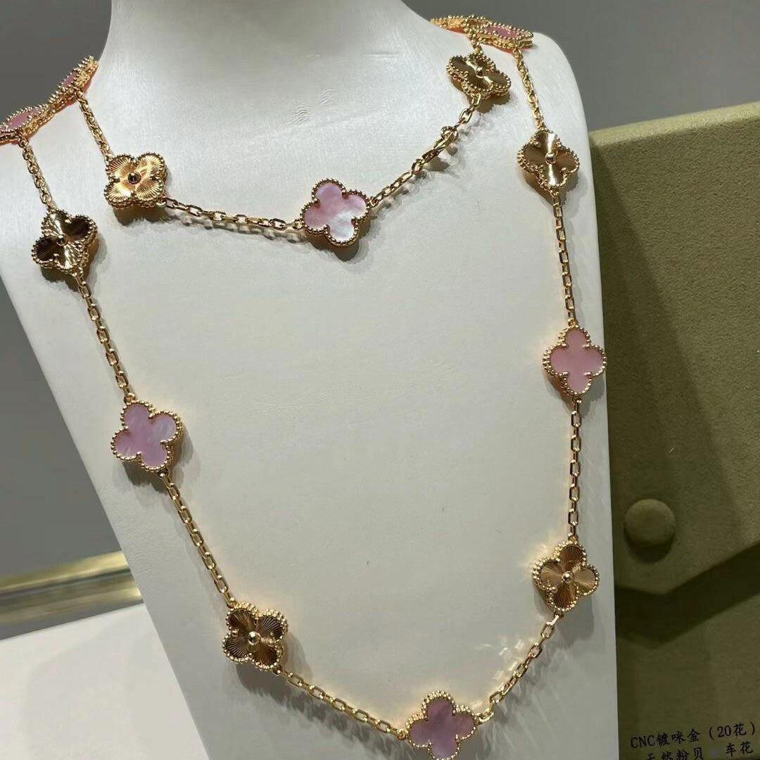 [RAFFINE]CLOVER 20 MOTIFS LASER PINK MOP NECKLACE